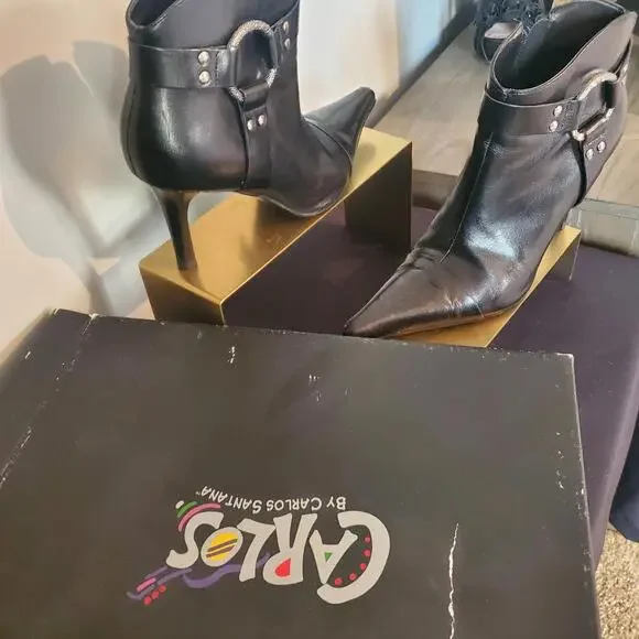 Carlos Santana Pointed Toe Ankle Boot Heels Silver Hardware Detail. Sz 7M - Picture 3 of 4